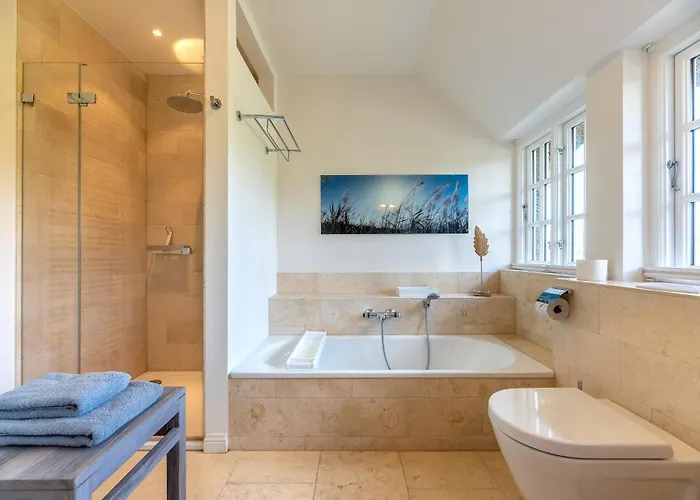 Watt'n Hues * Goting